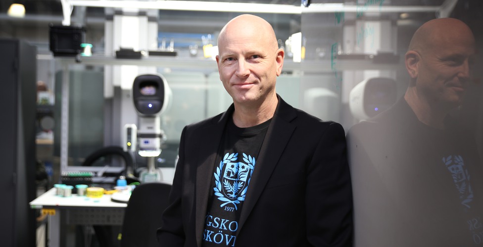 Stefan Ericson i Kraftelektroniklabbet